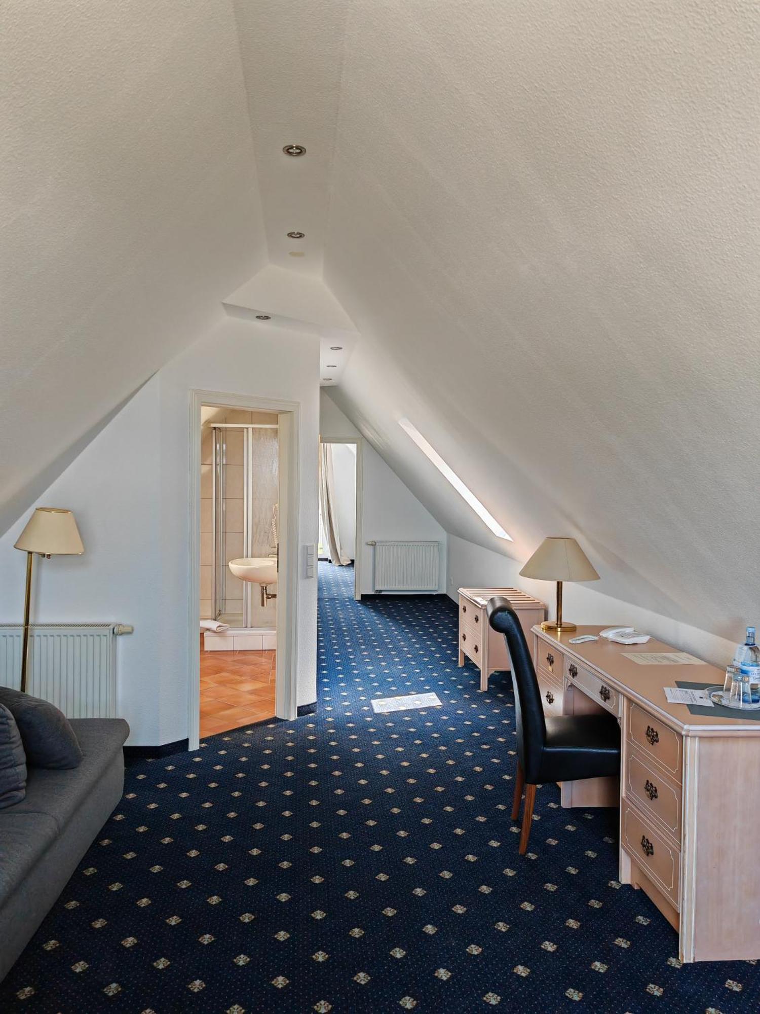 Hotel Bellevue Warnemuende Rostock Exterior foto